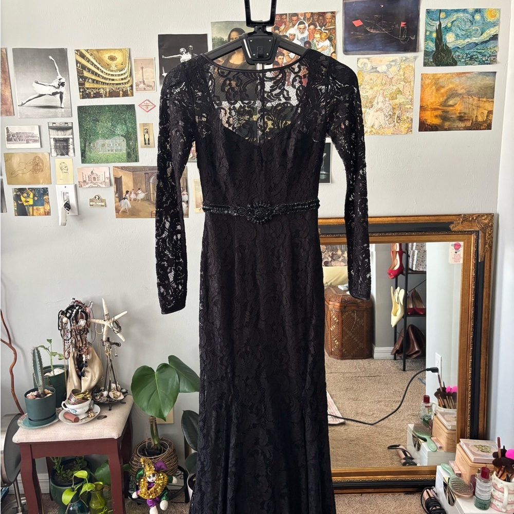 Theia Black Long-Sleeve Lace Evening Gown
